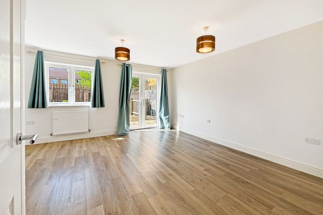 18, Farmers Row, Fulbourn photo 3