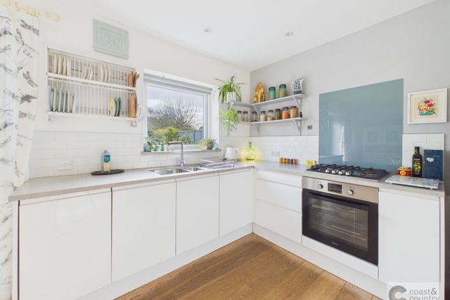 21, Heathfield Road, Newton Abbot photo 3
