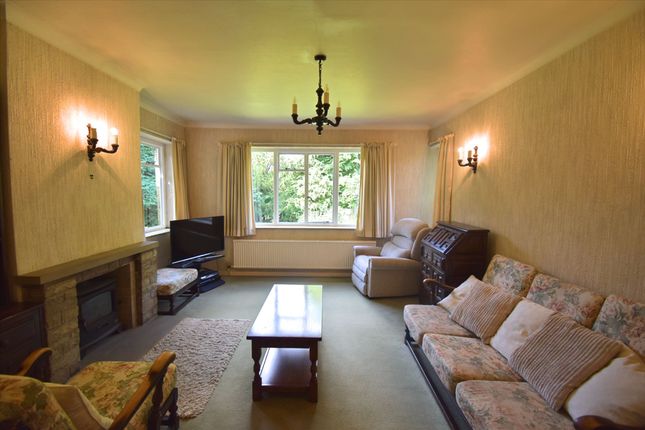 Trewartha Combs Road, High Peak photo 2