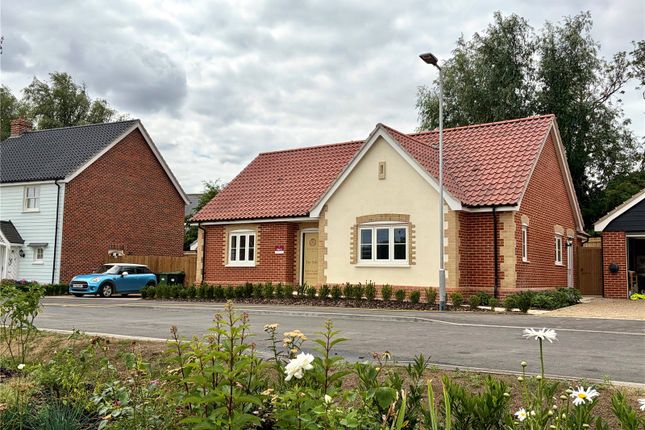 3-bed house on Plot 9 Fallows Watch,, Duck Street, Dunmow, £600,000