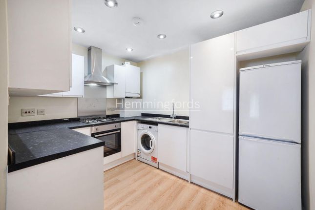 Thumbnail Property to rent in Hercules Place, London