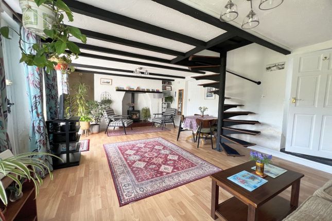 Graig Cottage, Rhonas Road, Abergavenny photo 4
