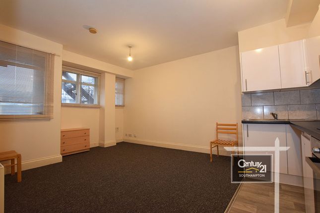 Flat 12, Hanover House 19a, Hanover Buildings, SOUTHAMPTON photo 2