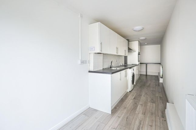 17, Bracondale Road, Abbeywood photo 4