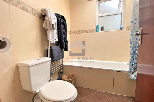Second Floor, 115, Tooting Bec Road, Tooting Bec photo 5