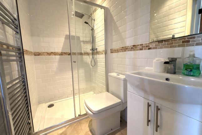68 Bennetts Lane, Bolton photo 5