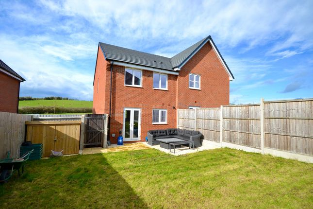 68 Buzzard Way, Loughborough photo 4
