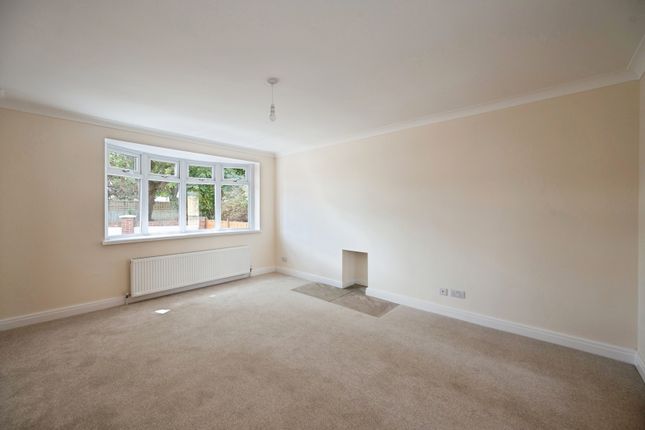 5, Fishery Lane, Hampshire photo 3