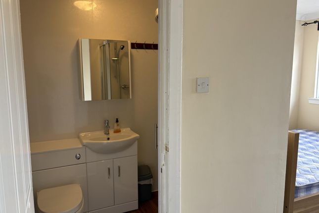 31 Inglis Green Road, Edinburgh photo 4