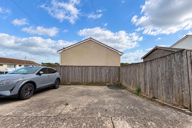 22, Burton Villa Close, Brixham photo 4