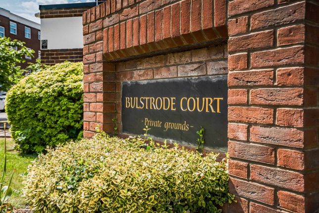 52, Bulstrode Court, Gerrards Cross photo 2