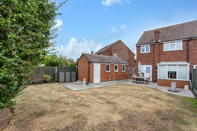 41, Chessholme Road, Ashford photo 2