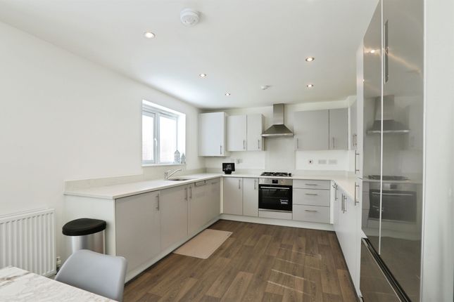 22, Simpson Close, Corby photo 4