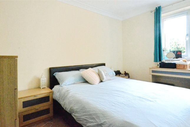7, Challis Place, Bracknell photo 4