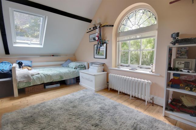 Bedroom 2.Jpg