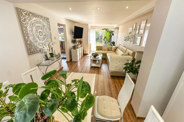 1, Wilby Close, Corby photo 2