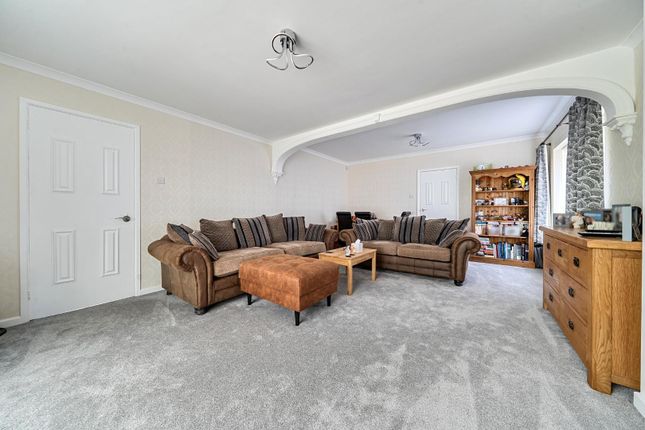 18, Berkeley Square, Havant photo 4
