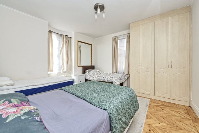 Flat for sale in Princess Court, Queensway, London