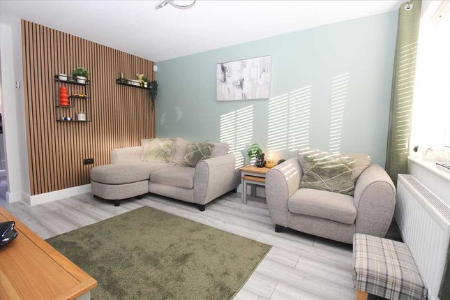 6, Aylesbury Grange, Cramlington photo 2