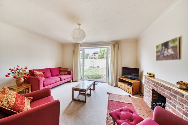 25, Tamar Way, Berkshire photo 4