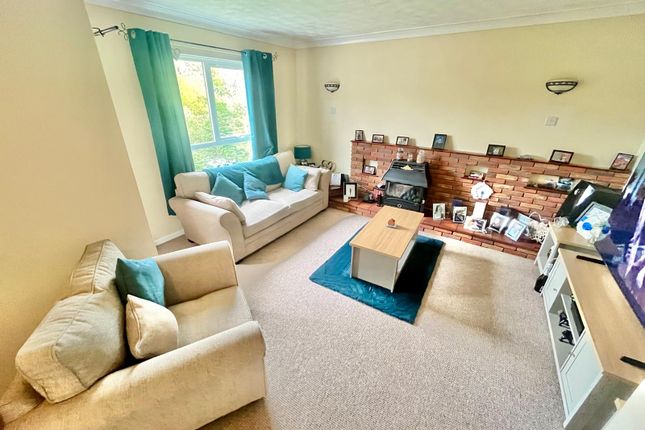 6, Gamewell Close, NORWICH photo 3