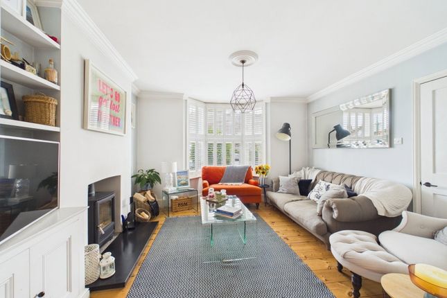 23, Highlands Road, Horsham photo 4