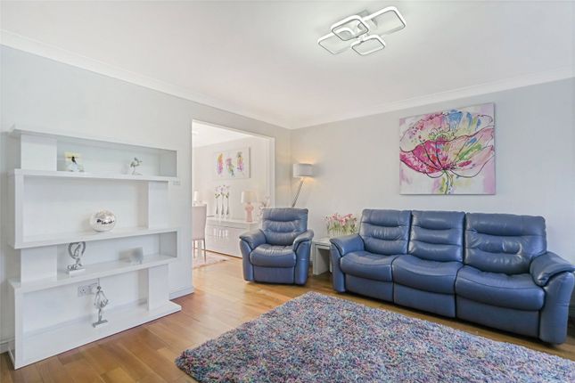 32, Ardgay Road, Stirlingshire photo 3