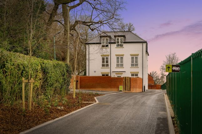 Thumbnail Flat for sale in Rotten Row, Lichfield