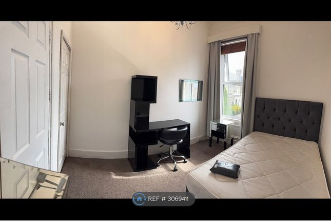 Queens Terrace, Newcastle Upon Tyne photo 5