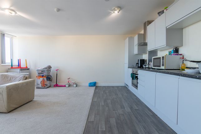  Flat 125 Tameway Plaza, 48 Bridge Street, Bridge Street, Walsall photo 4