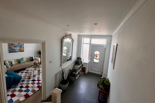 50b Firs Lane, London photo 5
