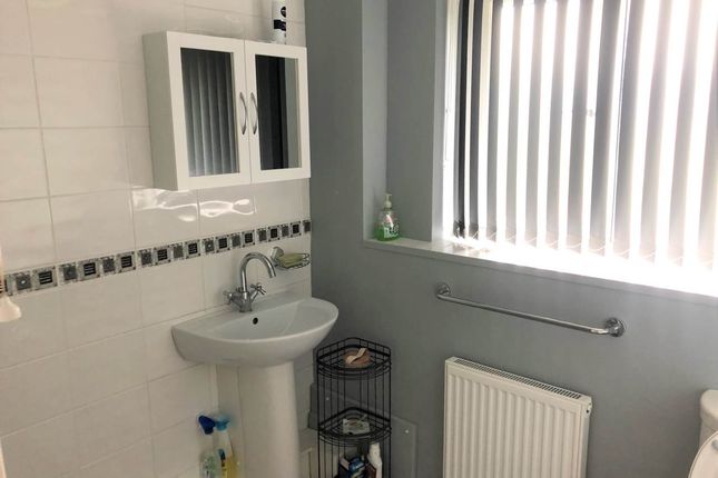 Room to rent in Windsor Drive, Yate, Bristol