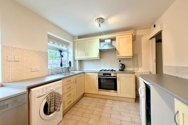 6 Hawksley Gardens, Nottingham photo 2