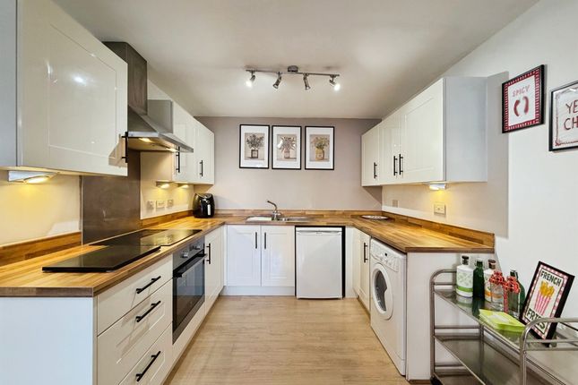 52, Chatham Road, Stratford-Upon-Avon photo 4