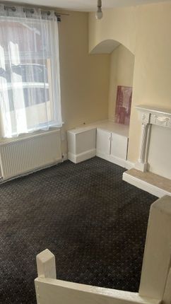 12, Essex Street, Rochdale photo 4
