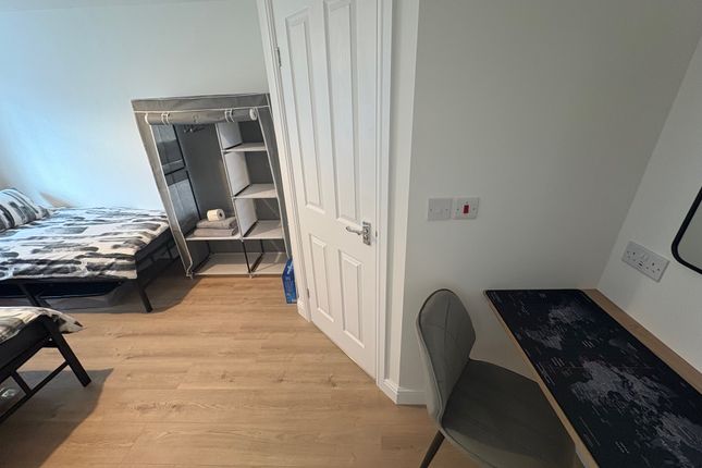 Room 1 , 53, Chepstow Road, Corby photo 5