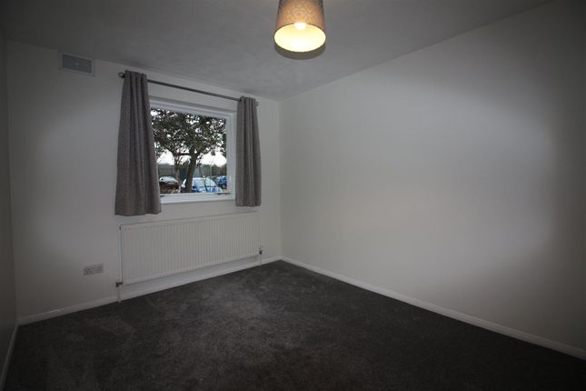217, Aylsham Drive, Ickenham Uxbridge photo 5
