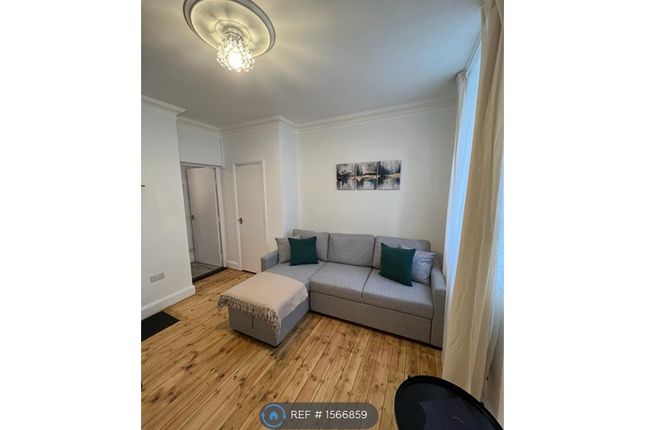 Flat, Tothill House Page St, London photo 4