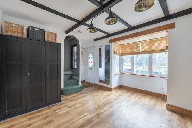 2, Gatefield Cottage, High Road, Coulsdon photo 5