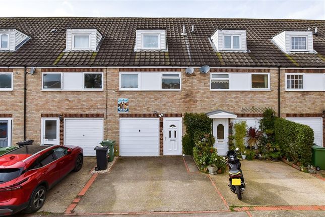 3-bed house on Northleigh Close, Maidstone, £300,000