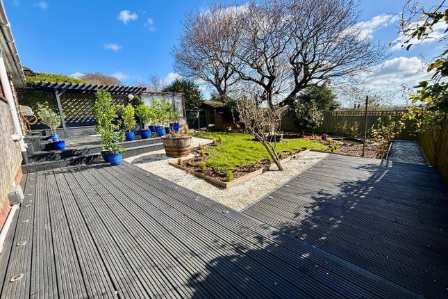 17, Cherry Tree Gardens, Bexhill on Sea photo 3