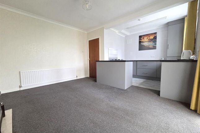 50, Bewdley Road North, Stourport-On-Severn photo 3