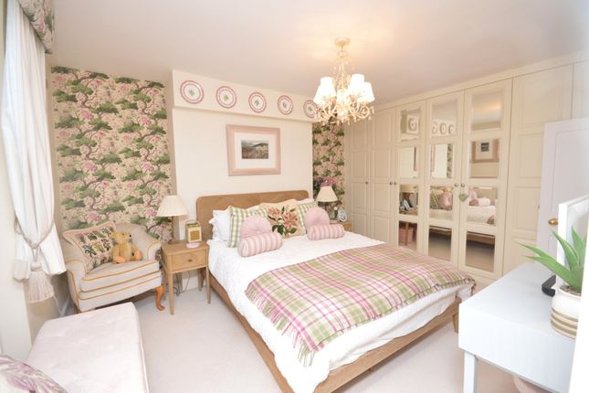 St Patricks Cottage, 37, Fore Street, Devon photo 2