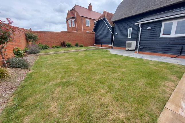 Detached house to rent in The Grain Store, Lane Farm, Tebworth