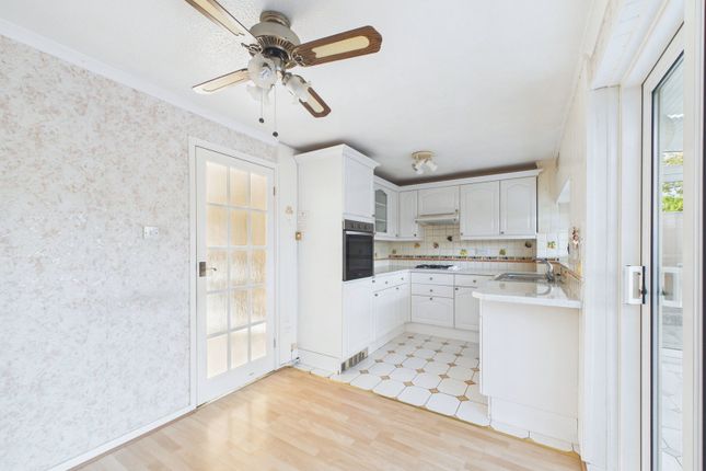 13, St. Mawes Drive, Paignton photo 5