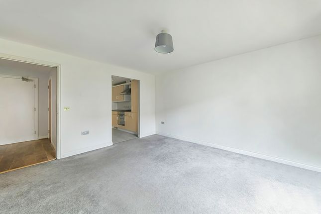 Ground Floor Flat, 58, Watney Close, Purley photo 4