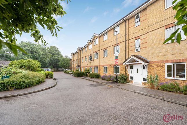 22, Davey Close, London photo 4