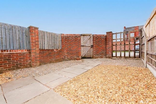 2b Addison Street, Alfreton photo 4