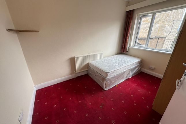 11C, King Street, SOUTHALL photo 2