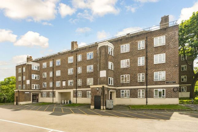 Flat 1, Holdsworth House, Tulse Hill, London photo 2